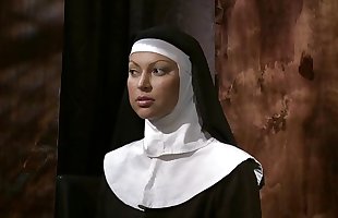 Kötü rahibeler 1 Nikita Denise jk