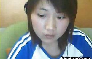 Hairy Asian Webcam Girl