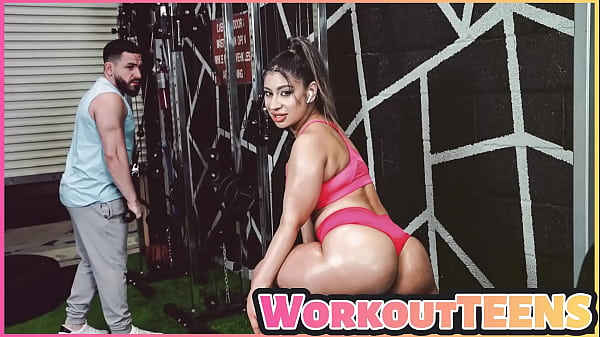 Das üppige Babe Mila Milkshake beim Training wird geil